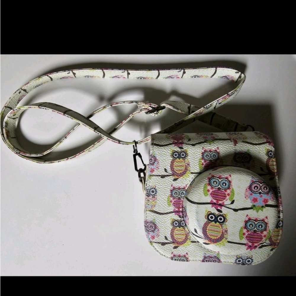 Instax Mini 8 Violet Camera with Owl Design Case - Picture 9 of 12